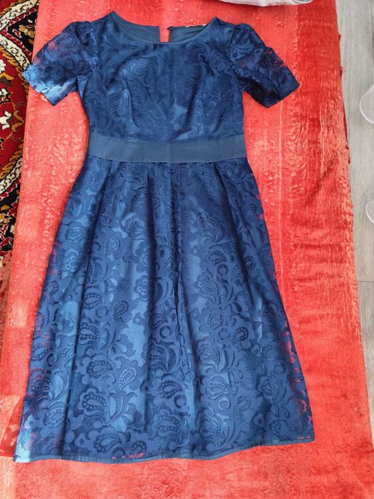 Платье для женщин