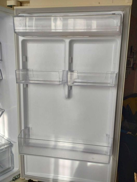 Хладилник с фризер Samsung RB31FERNDEF