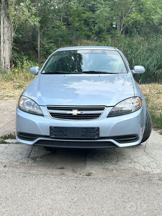 Chevrolet Gentra 2014, 1.5, механика, хорошее состояние