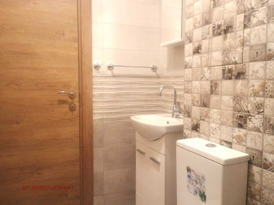 Дава се под наем Двустаен апартамент в София, Център - 74 кв.м за 509.49 € - Снимка #8