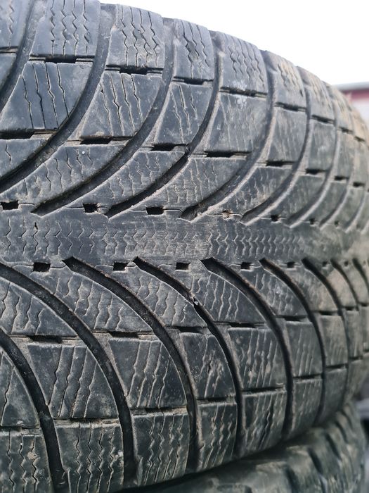 235 55 18 Michelin 4 anvelope iarna