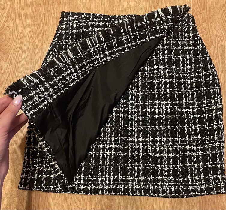 Пола букле RESERVED