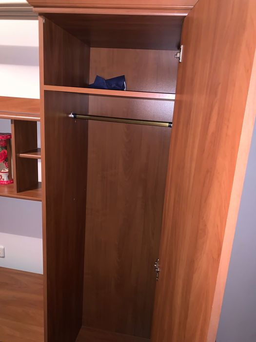 Гардероб за детска стая и секция