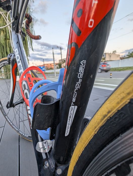 Vând cursiera Carbon mărimea L (56)