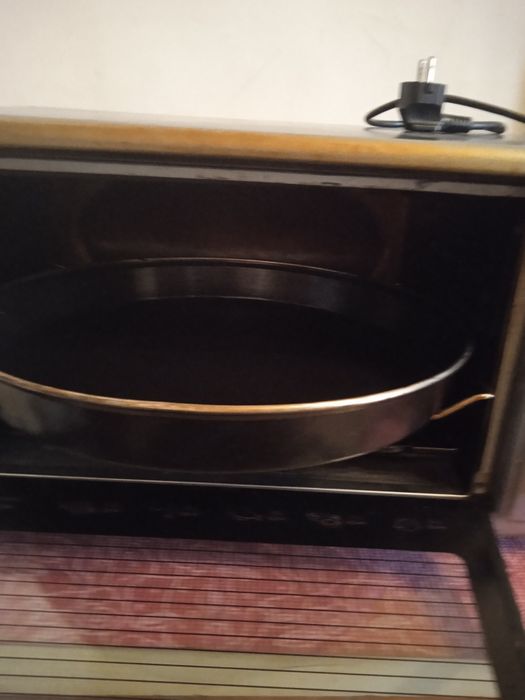 Электропечь б\у объем 50 литров