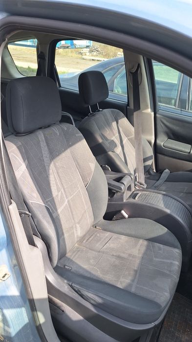 Dezmembrez Citroen C5 2.2HDI și Renault grand șcenic 2   1.9TDCI