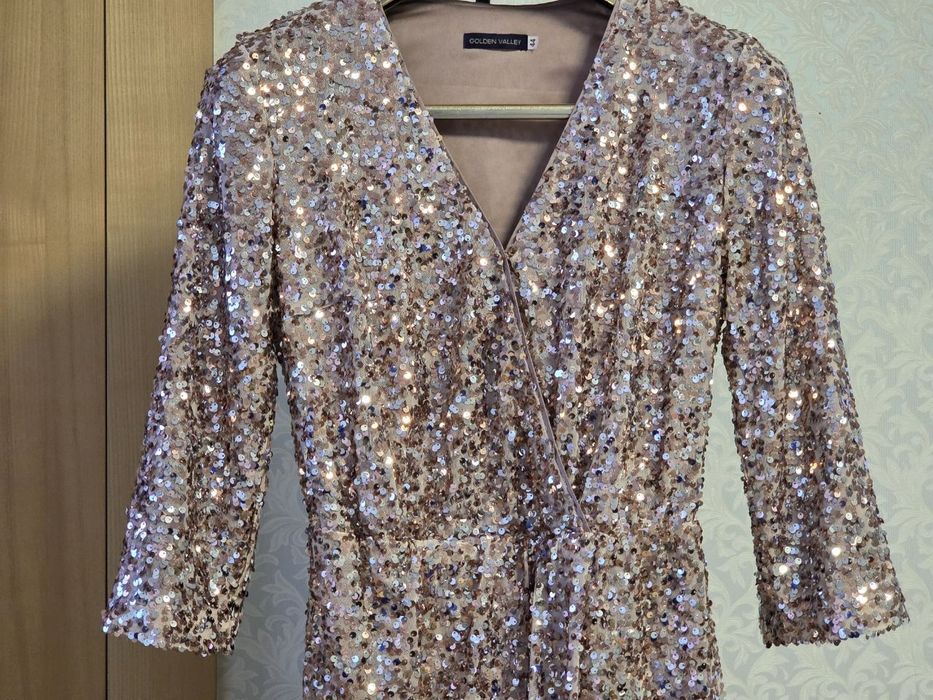 Роскошное брендовое платье