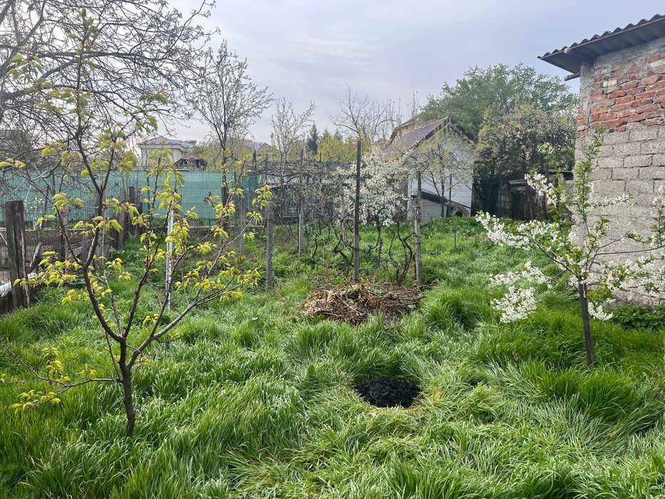 vand teren 637 mp si casa buzau