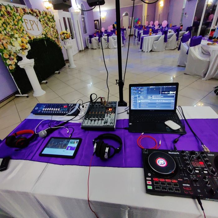 Dj evenimente botez , cununie , chefuri
