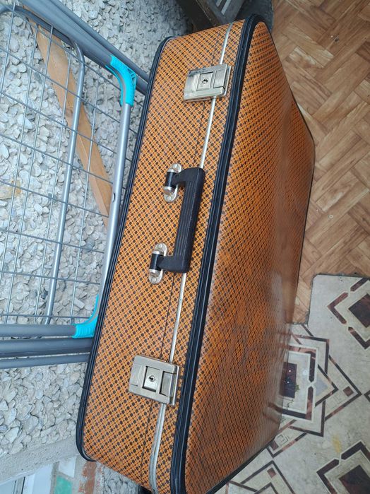 Чемоданы  из СССР .