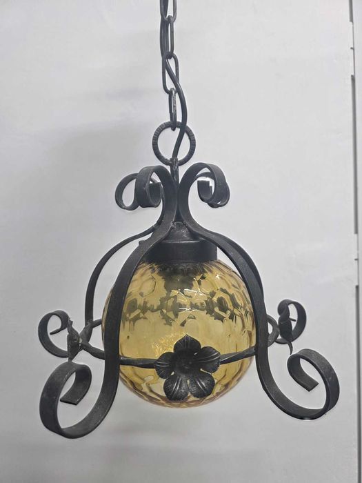 Полилей кованo желязо