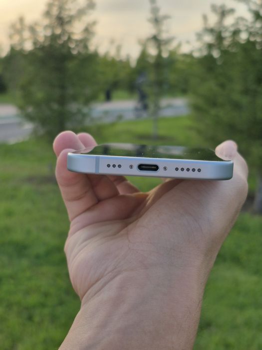 Продается iPhone 15