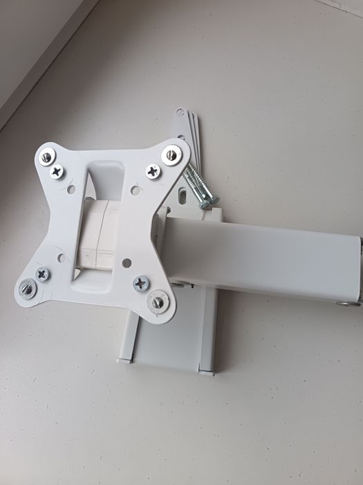 Кронштейн для ТВ