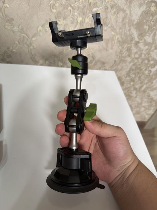 Prisoska ZLUMOS action camera va telefon uchun mos keladi