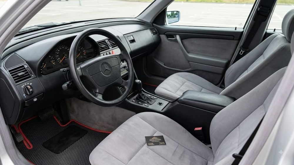 Mercedes Benz w202 на разбор