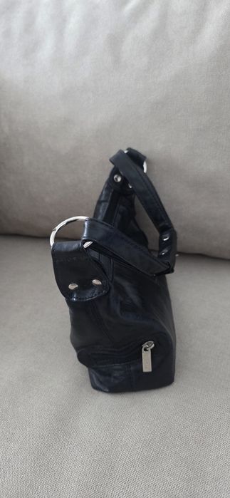 Geanta din piele marime mica,stare foarte buna