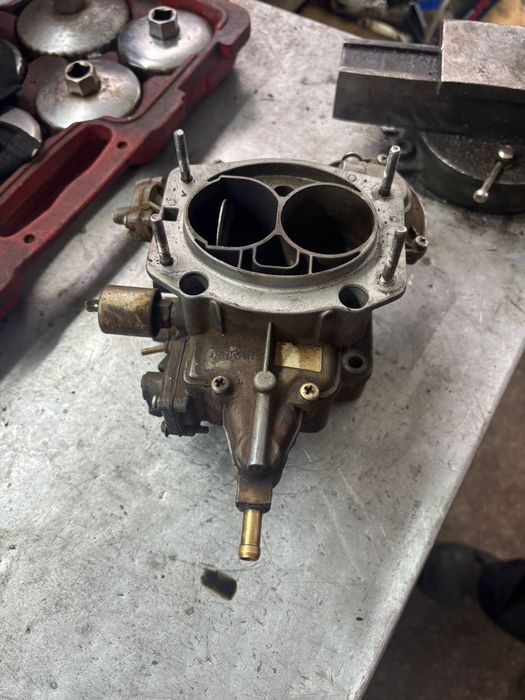 Карбюратор pekar
