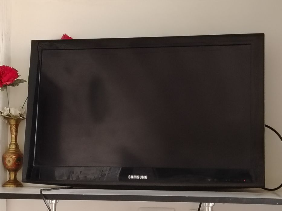 Sitralniy mashina artel 6 kg televizor samsung