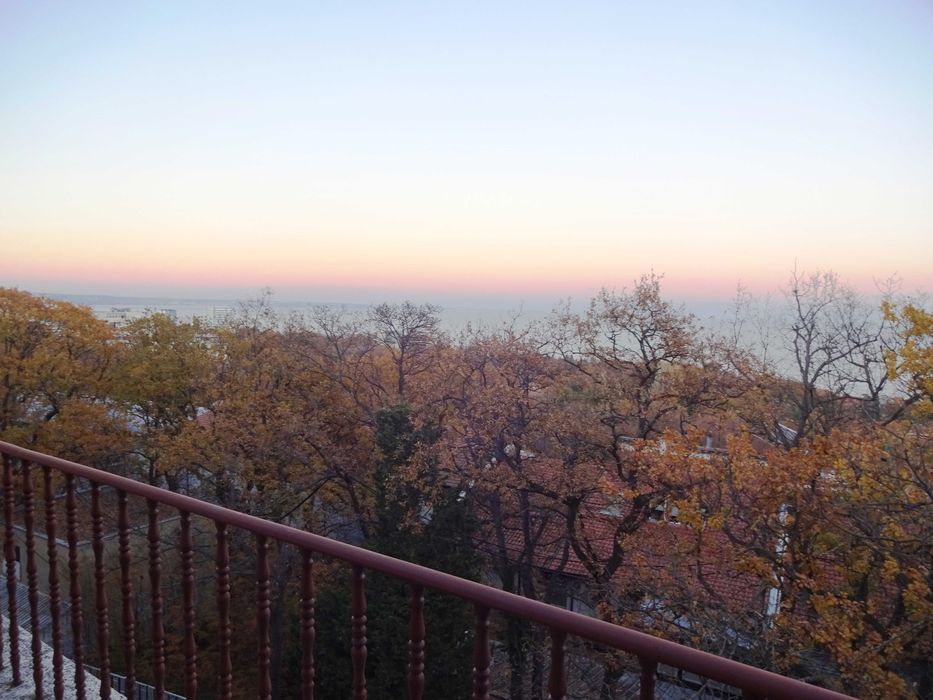 Просторен и функционален апартамент в тих и спокоен район