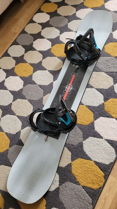 Placa snowboard Burton  157 + legaturi Burton Custom EST