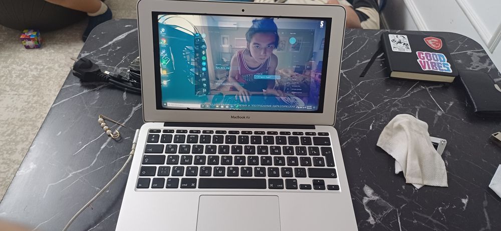 Macbook air 11 late 2010