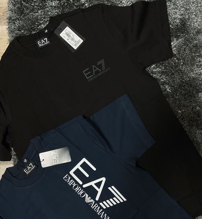 Мъжки тениски Armani , Givenchy, GCDS , Balenciaga и други.