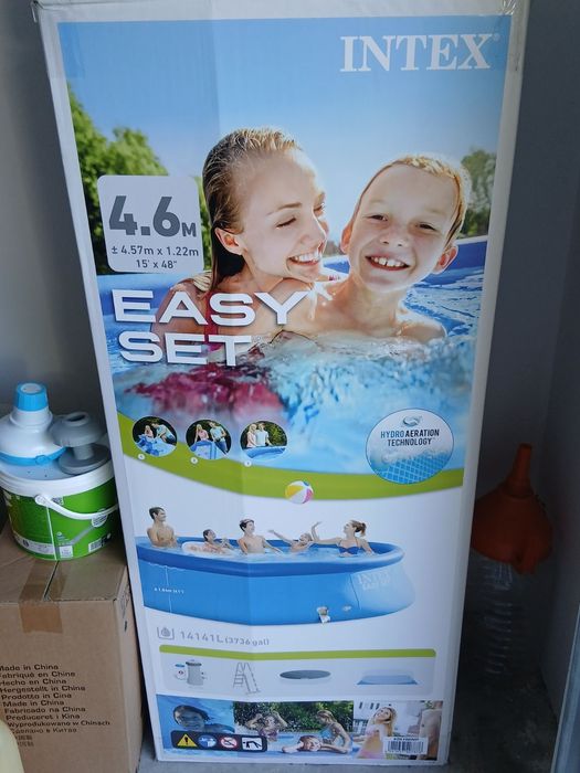 Басейн в продажба