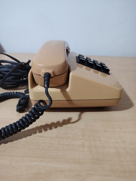 Telefon vintage anii 80'