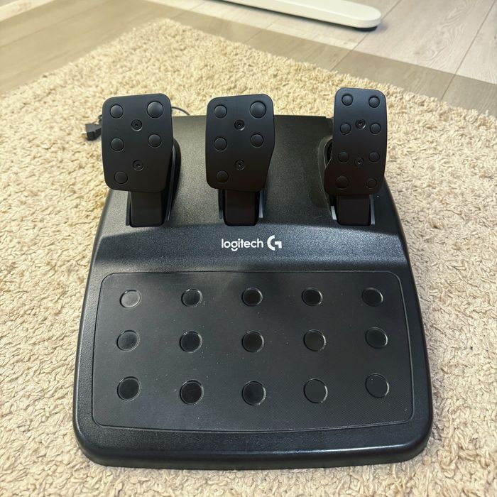 Oferta Limitata - Logitech G920 Custom - Ferrari 488 Challenge Edition