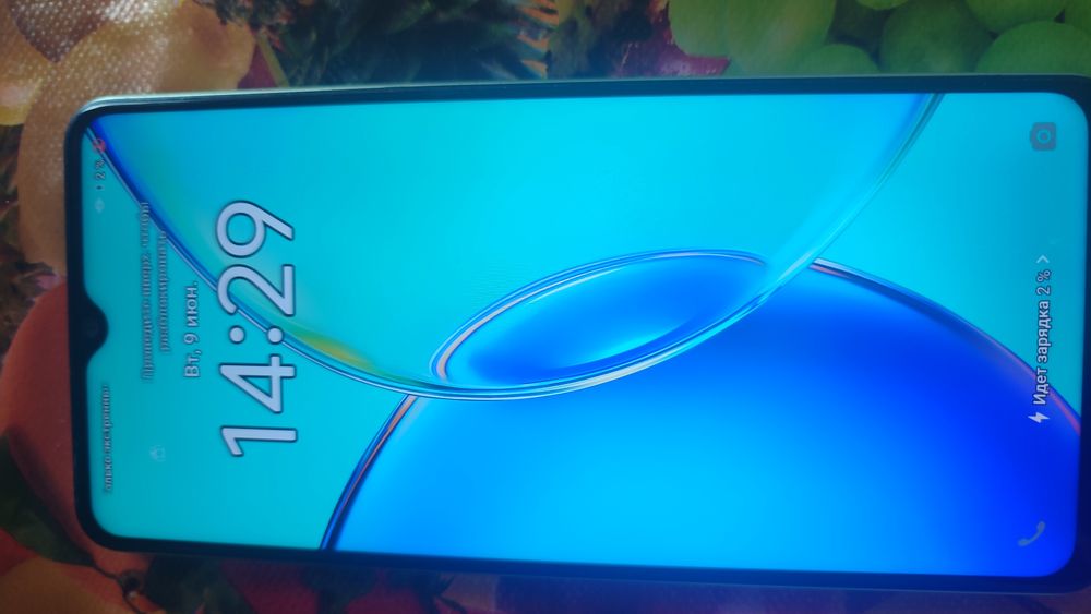 Продам смартфон vivo Y27s
