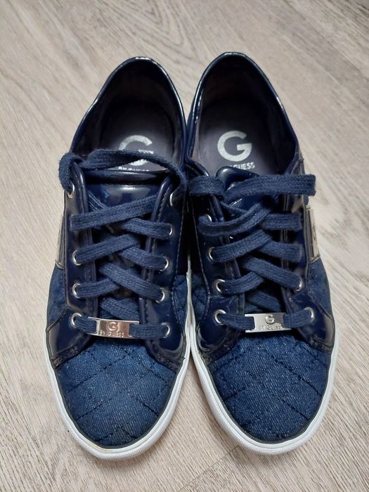 Дамски гуменки Guess