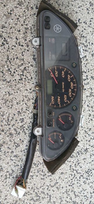 Километраж за Yamaha Majesty 250/ 2000 година, работещ и тестван