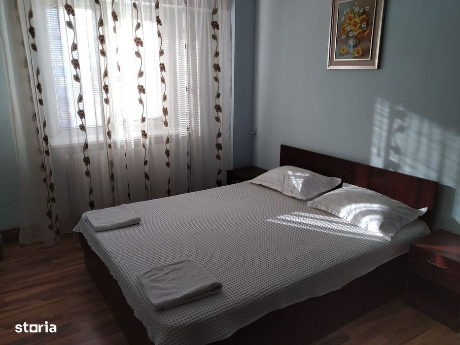 Apartament 3 camere ultracentral-Hotel Ramada,mobilat,utilat,CT,AC.
