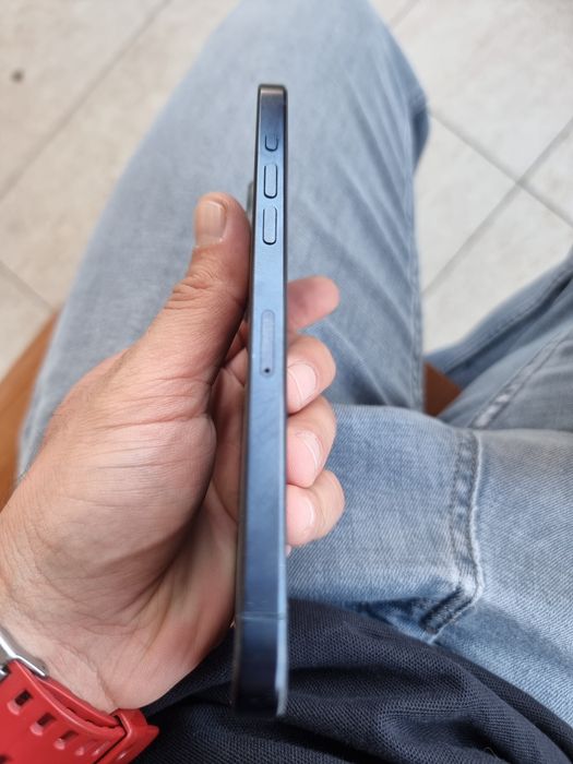 iPhone 15 Pro Max 512GB(10/10) + airpods