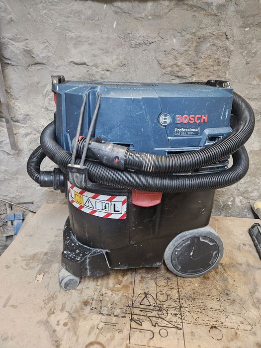 Прахосмукачка Bosch gas35