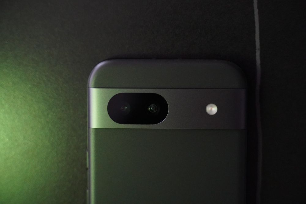 Google Pixel 8a 128GB 8GB RAM