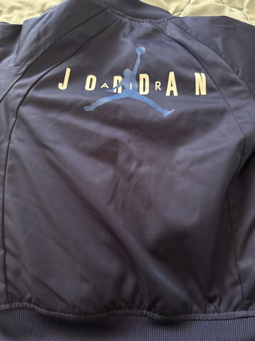 Jordan яке 128-140 см