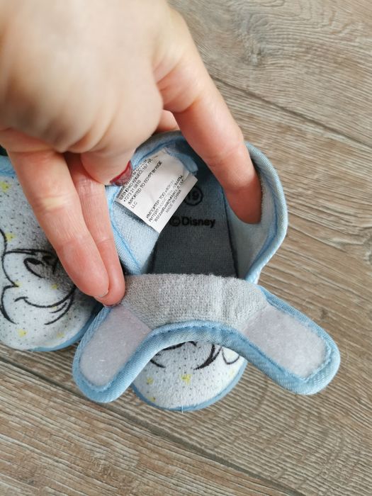 Бебешки пантофи 19 номер