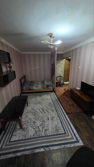 Продаётся 1 комнатная квартира Алмалык, чистая,все условия есть