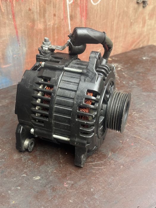 Генератор для Nissan Maxima Nissan Cefiro