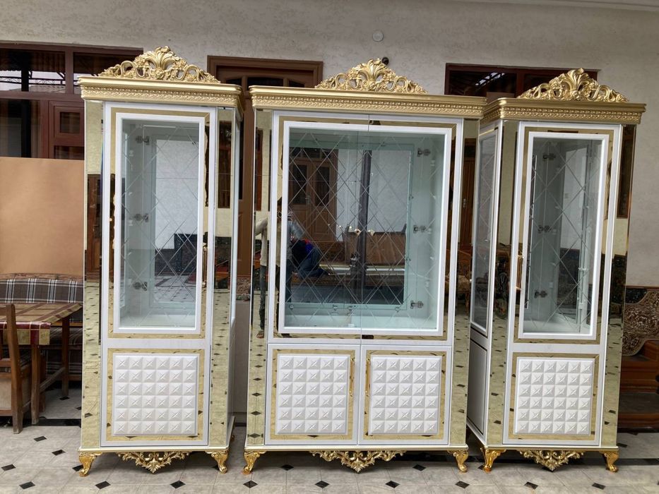 Янги хай-тек тройка