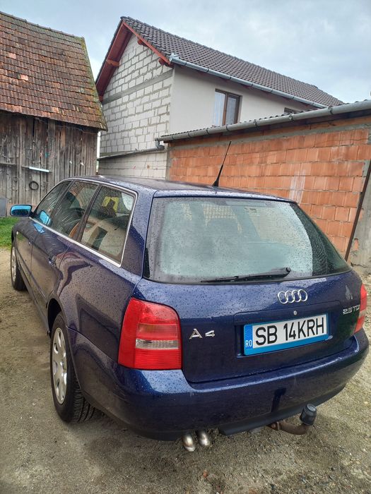 Vând Audi A 4 cu acte la zi ,are asigurare și verificarea valabila .