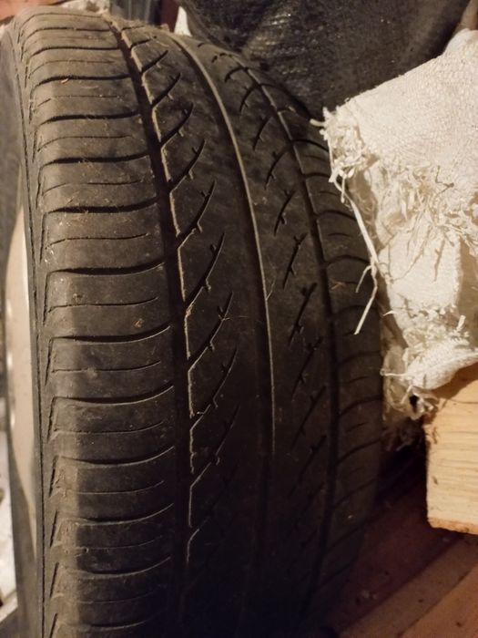 Летни гуми и джанти 15-ки Мерцедес