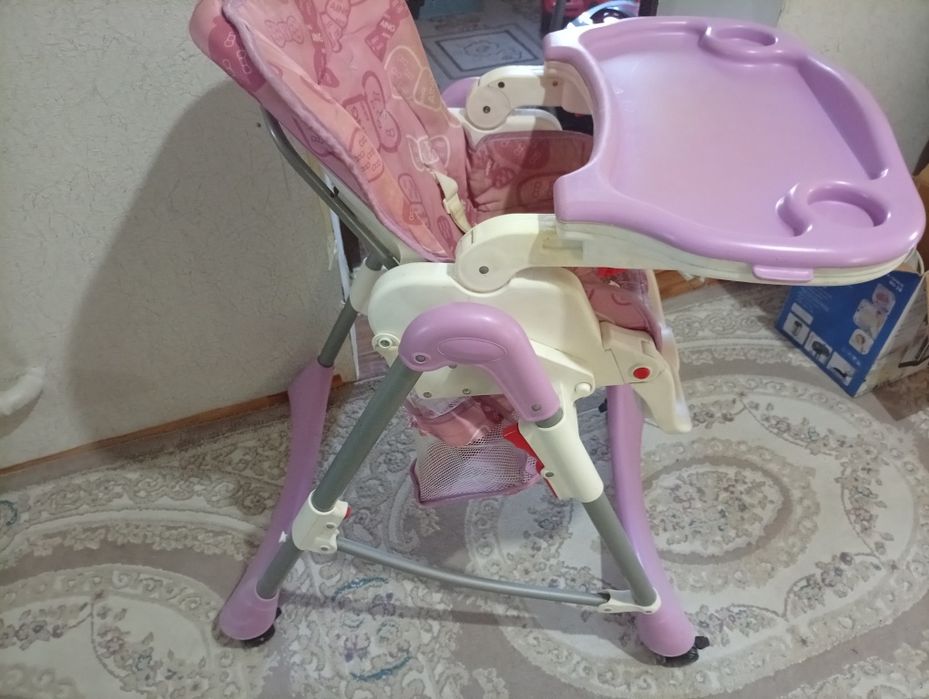 Детское кресло для кормления