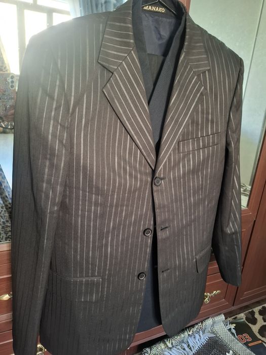 Костьюм брюк сотилади