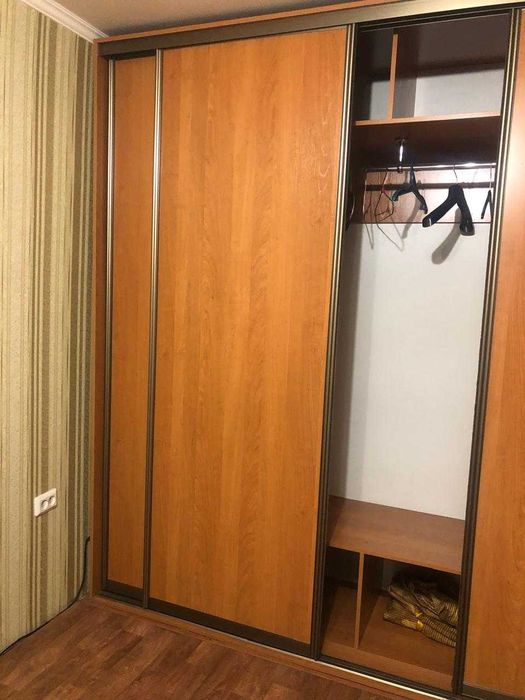 =Сдам полуторку=