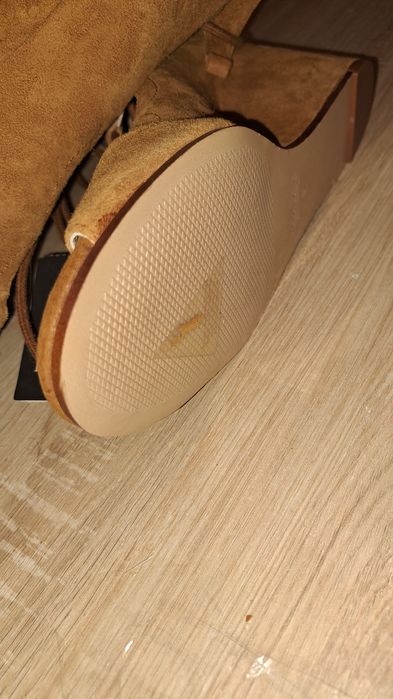 Vand sandale dama Zara Basic, piele nr 37, produs NOU