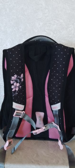 Рюкзак школьный.