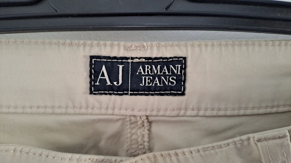 Pantaloni Armani pentru damă