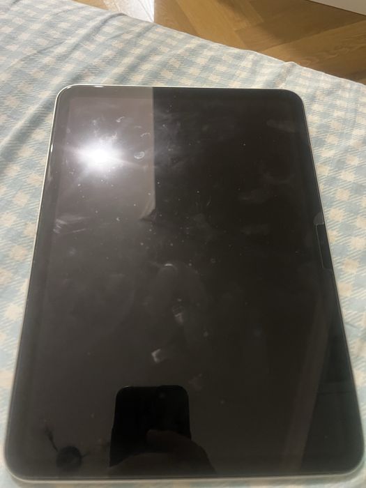 Ipad A 16/ ipadOS 18.7.8